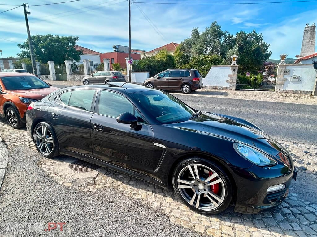 Porsche Panamera 3.0 V6 Platinum Edition