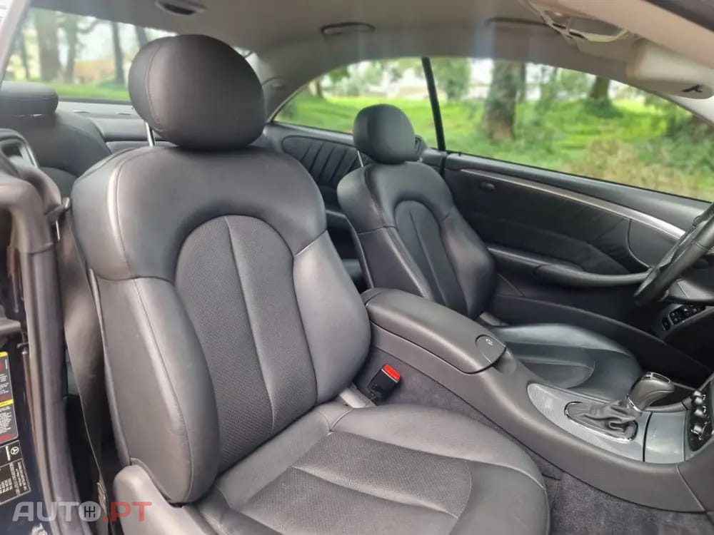 Mercedes-Benz CLK 240 Outro