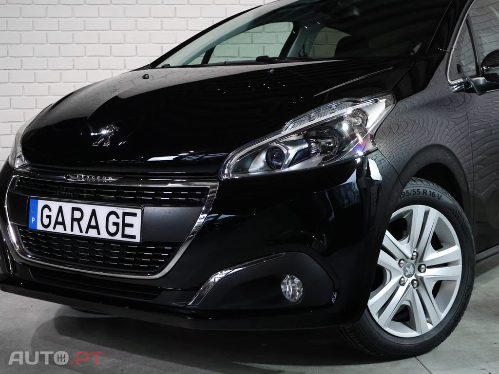 Peugeot 208 1.2 PureTech Allure Pack
