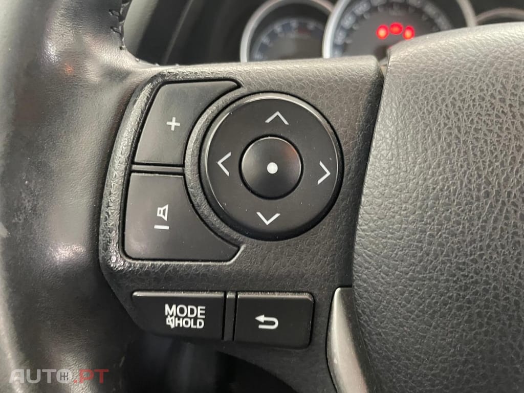 Toyota Auris 1.4 D-4D Exclusive+P.Sport
