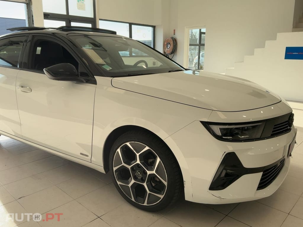 Opel Astra 1.2 Turbo Auto Ultimate