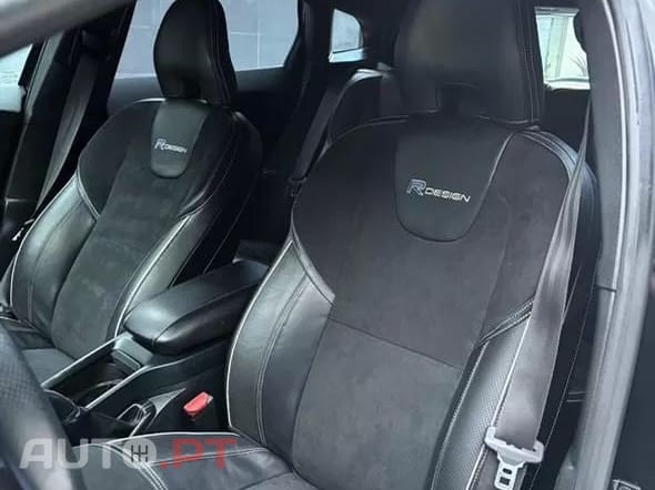 Volvo V40 1.6 D2 R-Design