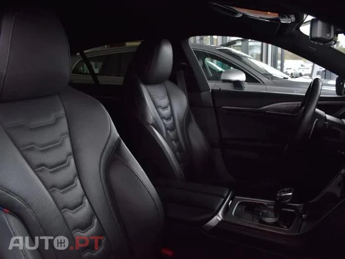 BMW 840 i Pack M