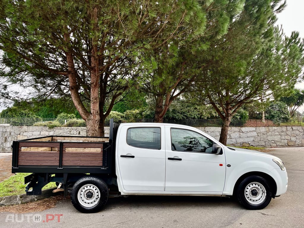 Isuzu D-Max .