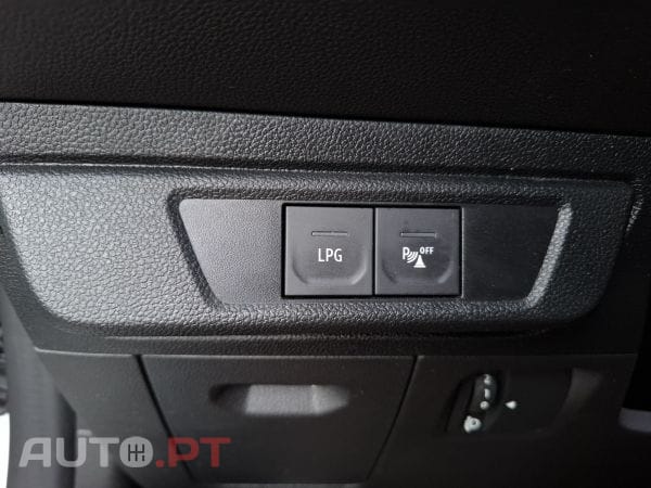 Dacia Sandero ECO-G 100 Bi-Fuel Stepway Essential