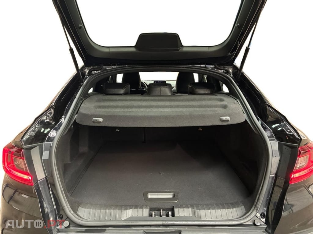 Renault Arkana E-Tech Engineered