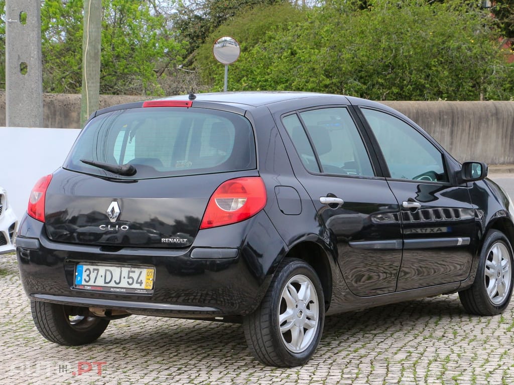 Renault Clio 1.2 16V Confort
