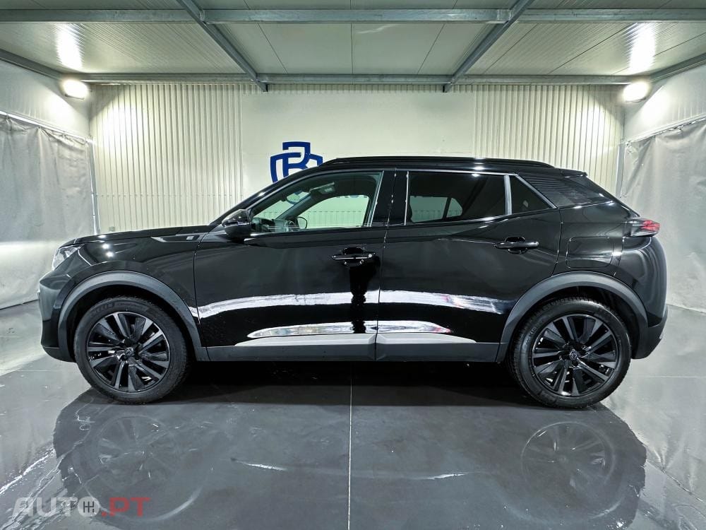 Peugeot E-2008 54 kWh GT