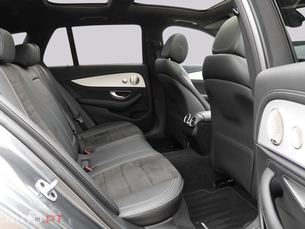 Mercedes-Benz E 300 I.V.A DEDUTIVEL e T AMG