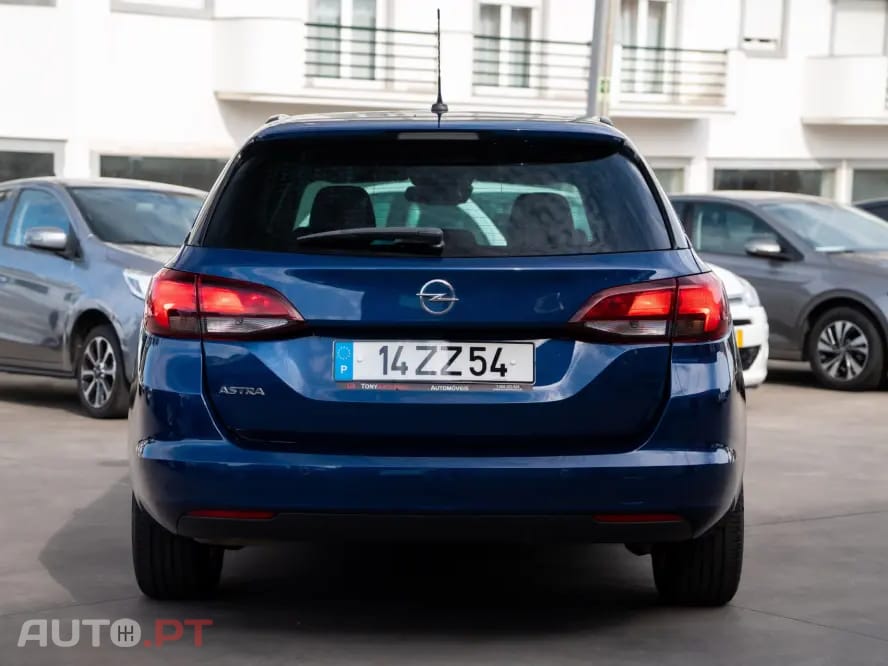 Opel Astra Sports Tourer 1.2 T Elegance