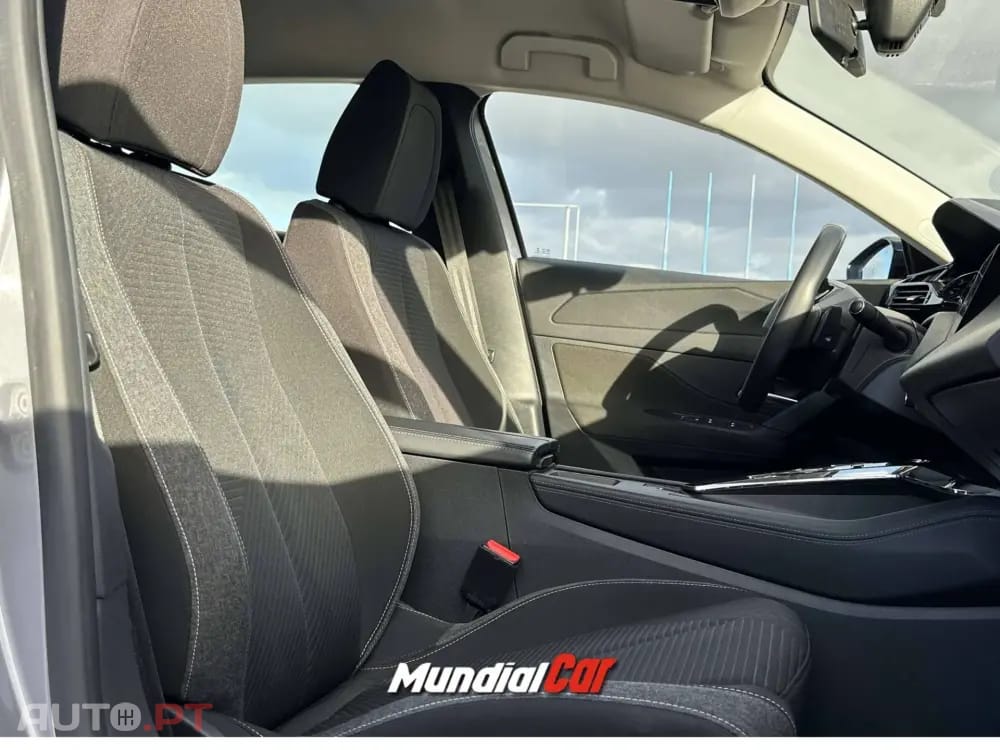 Peugeot 308 1.2 PureTech Allure EAT8