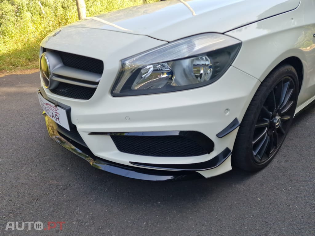 Mercedes-Benz A 180 d AMG Line