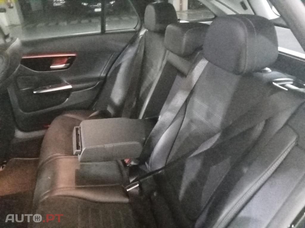 Mercedes-Benz C 220 d AMG Line