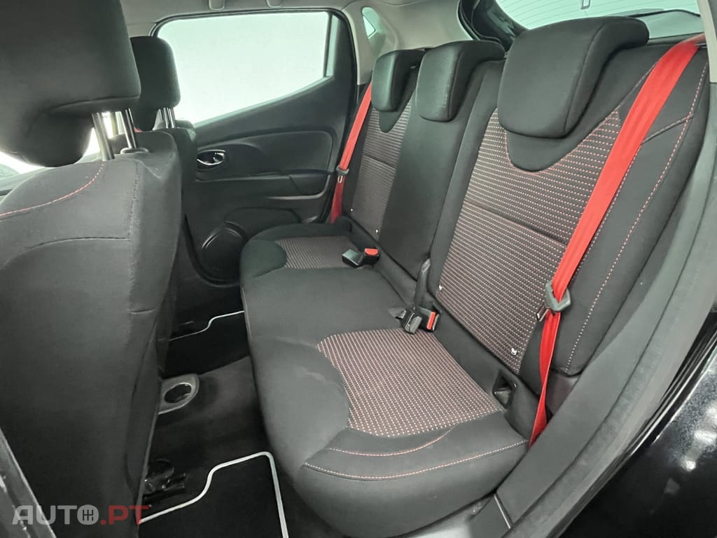 Renault Clio 1.6 T RS EDC