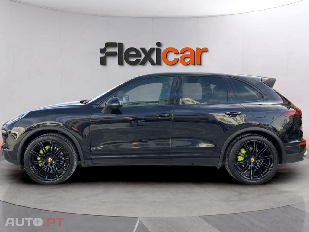Porsche Cayenne S E-Hybrid
