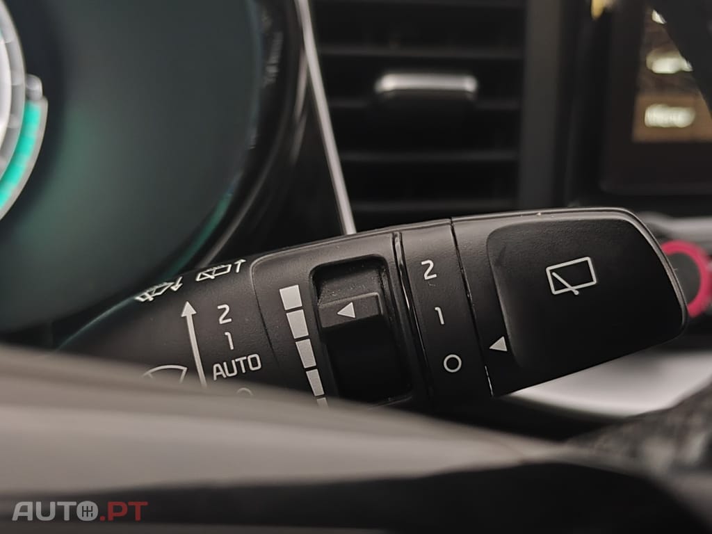 Kia Ceed SW 1.6 GDi PHEV Tech 6DCT