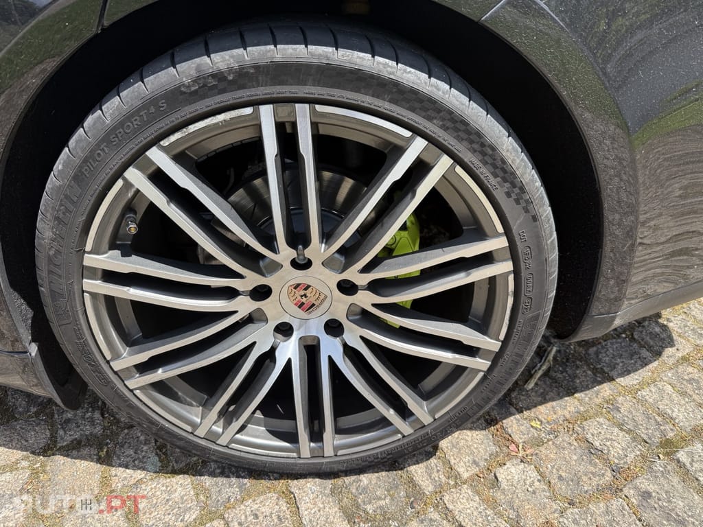 Porsche Panamera S e-Hybrid