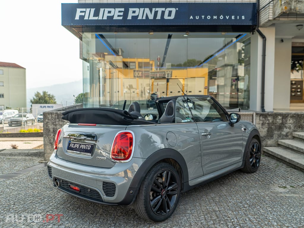 MINI Cabrio Cooper Premium Extra JCW Auto