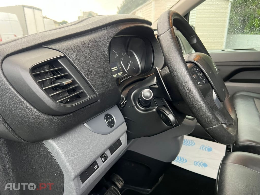 Peugeot Expert 2.0 BlueHDi L2H1 Premium Standard EAT8