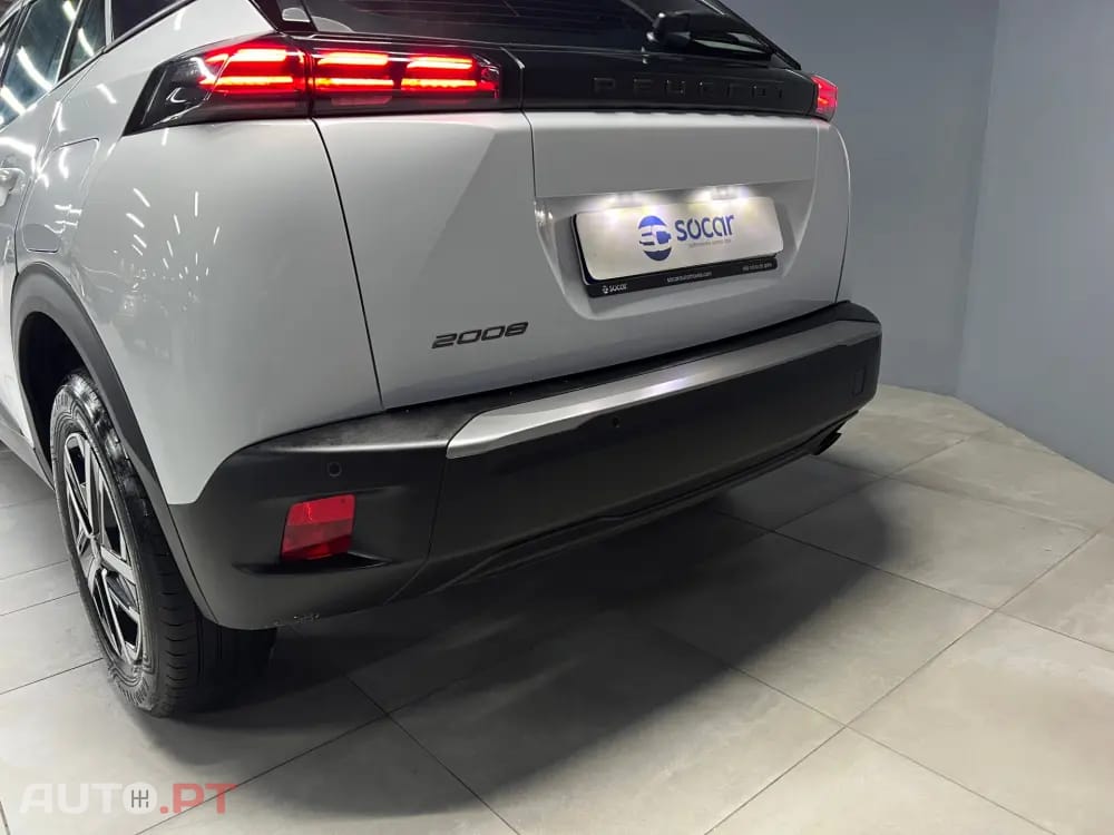 Peugeot 2008 1.2 PureTech Active Pack