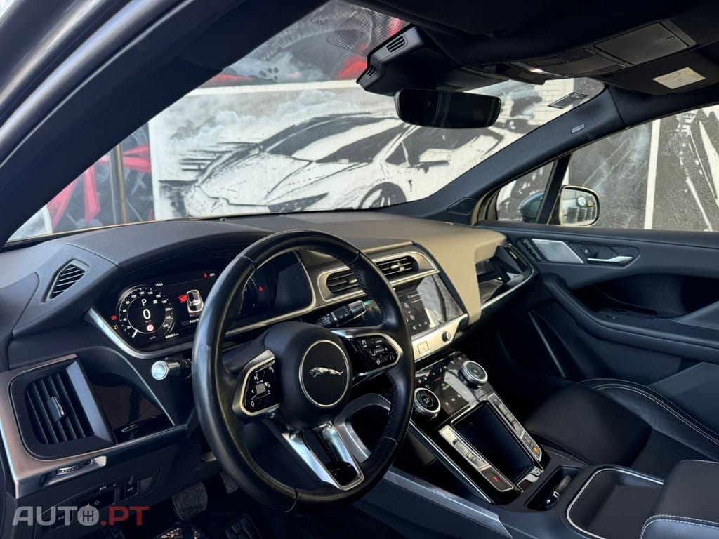 Jaguar I-Pace EV400 AWD SE