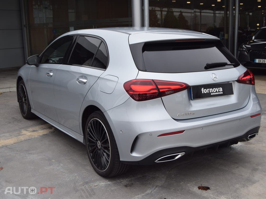 Mercedes-Benz A 250 e AMG Line