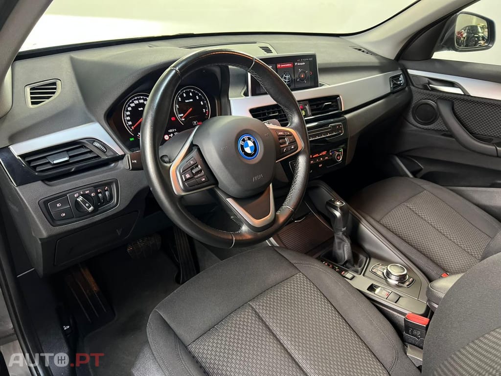BMW X1 xDrive25e