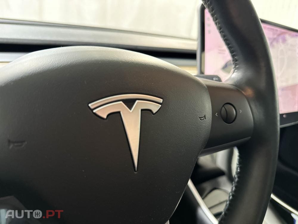 Tesla Model 3 Long-Range Dual Motor AWD