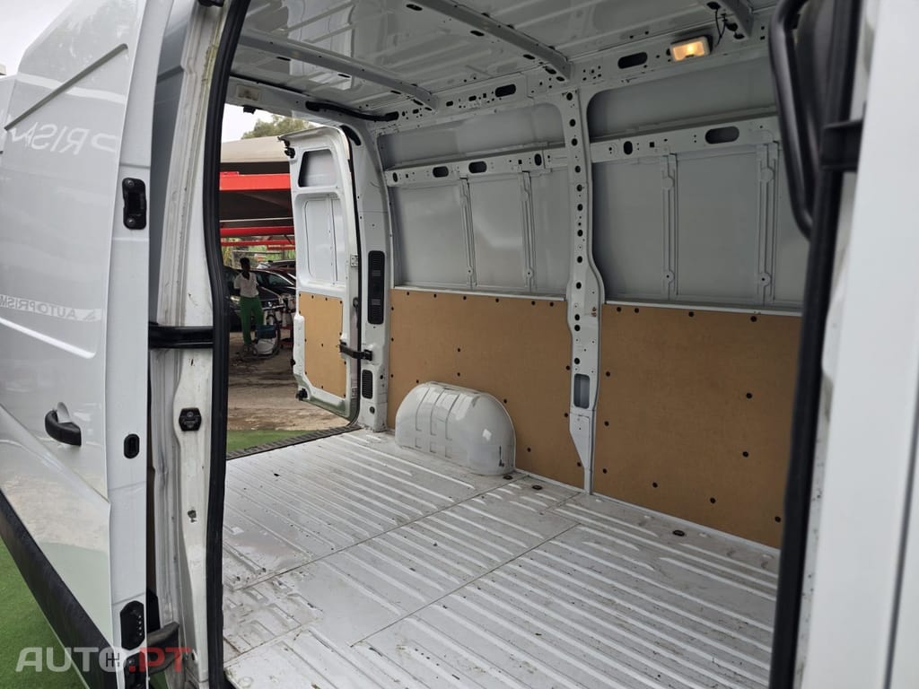 Renault Master 2.3 dCi 100.33 L2H2