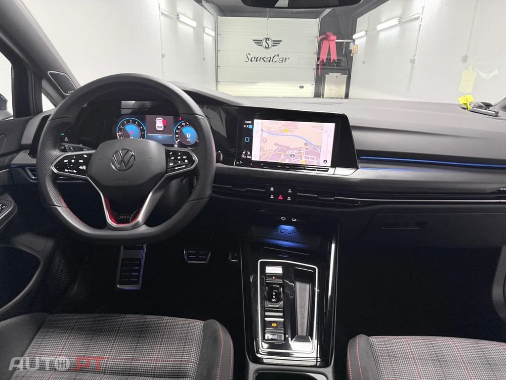 Volkswagen Golf GTI 2.0 TSI OPF DSG Performance