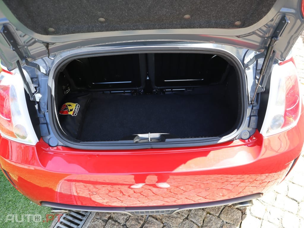 Abarth 500C 1.4 T-Jet Turismo