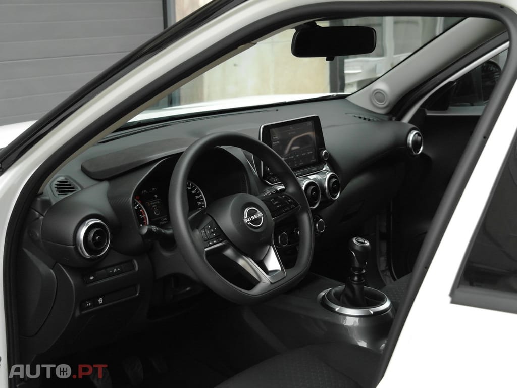 Nissan Juke 1.0 DIG-T N-Connecta