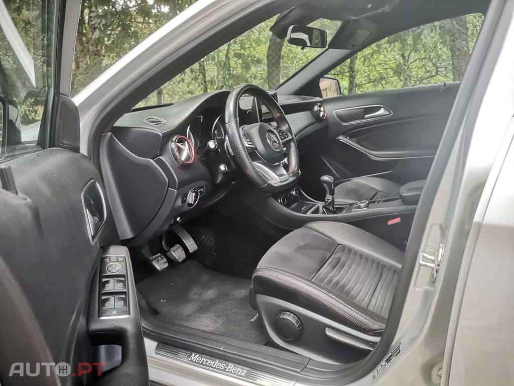 Mercedes-Benz GLA 180 CDI AMG Line — fotografia 9