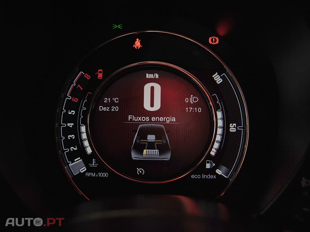 Fiat 500 1.0 Hybrid RED