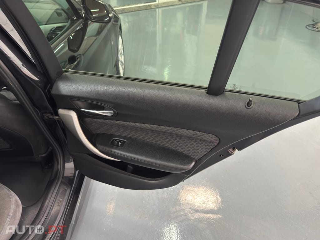 BMW 116 d Pack M Auto