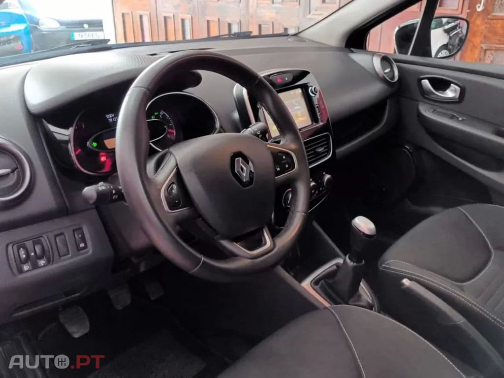 Renault Clio Sport Tourer 0.9 TCE Limited