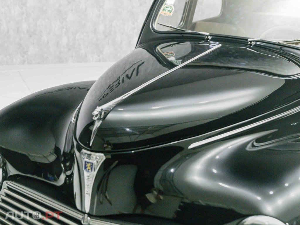 Peugeot 203 A