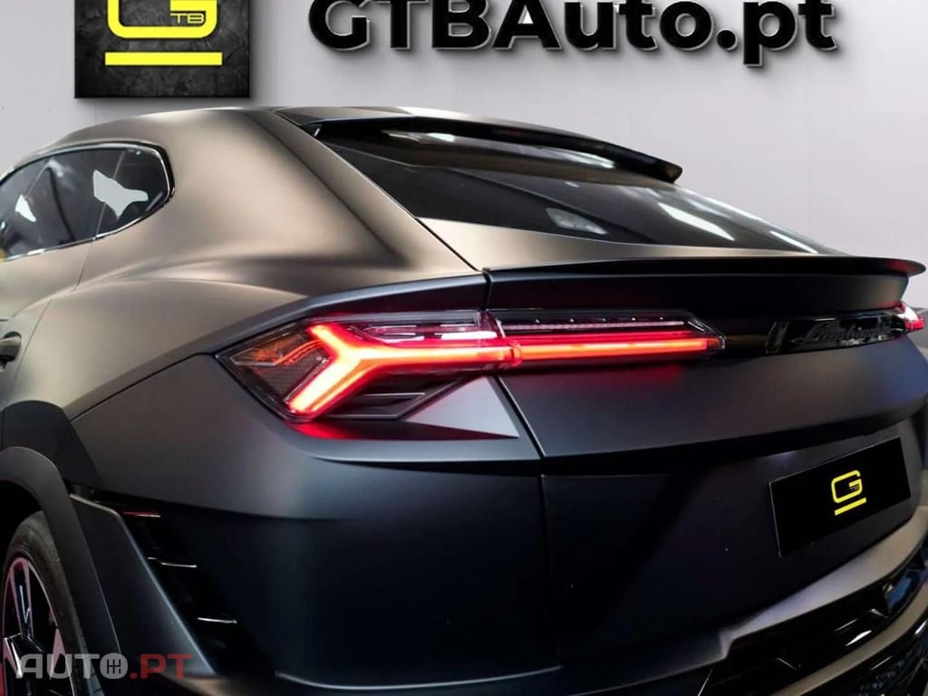 Lamborghini Urus S B&O PANO HUD