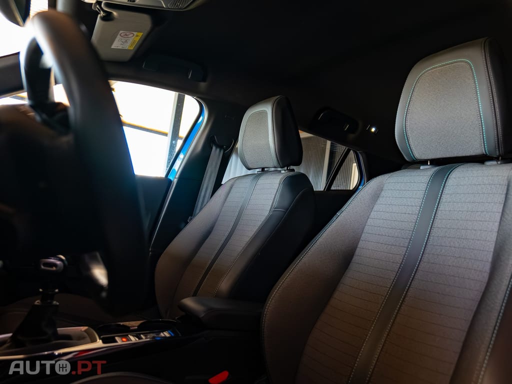 Peugeot 2008 1.2 PureTech Allure Pack
