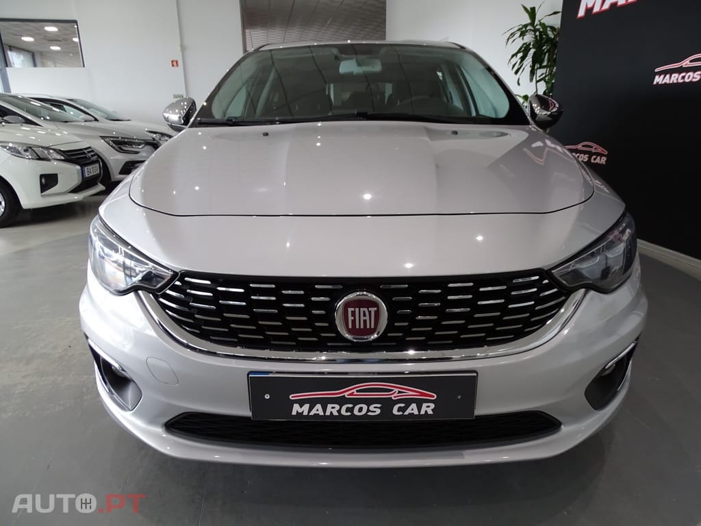 Fiat Tipo 1.3 M-Jet Lounge