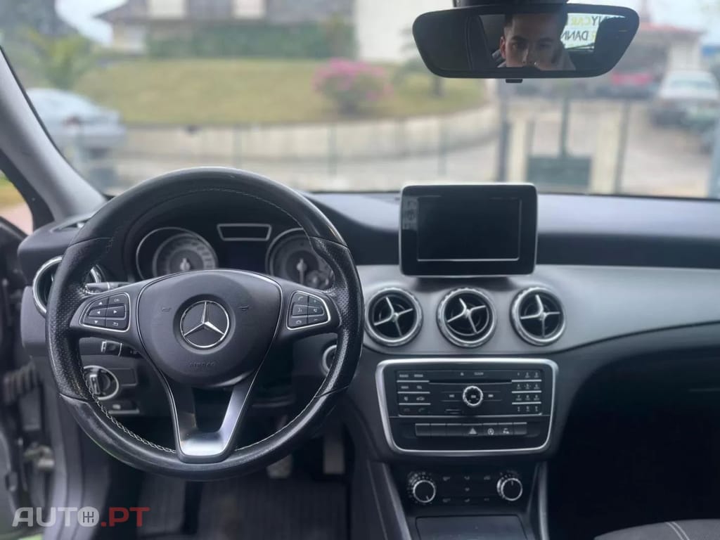 Mercedes-Benz GLA 180 (CDI) d Urban
