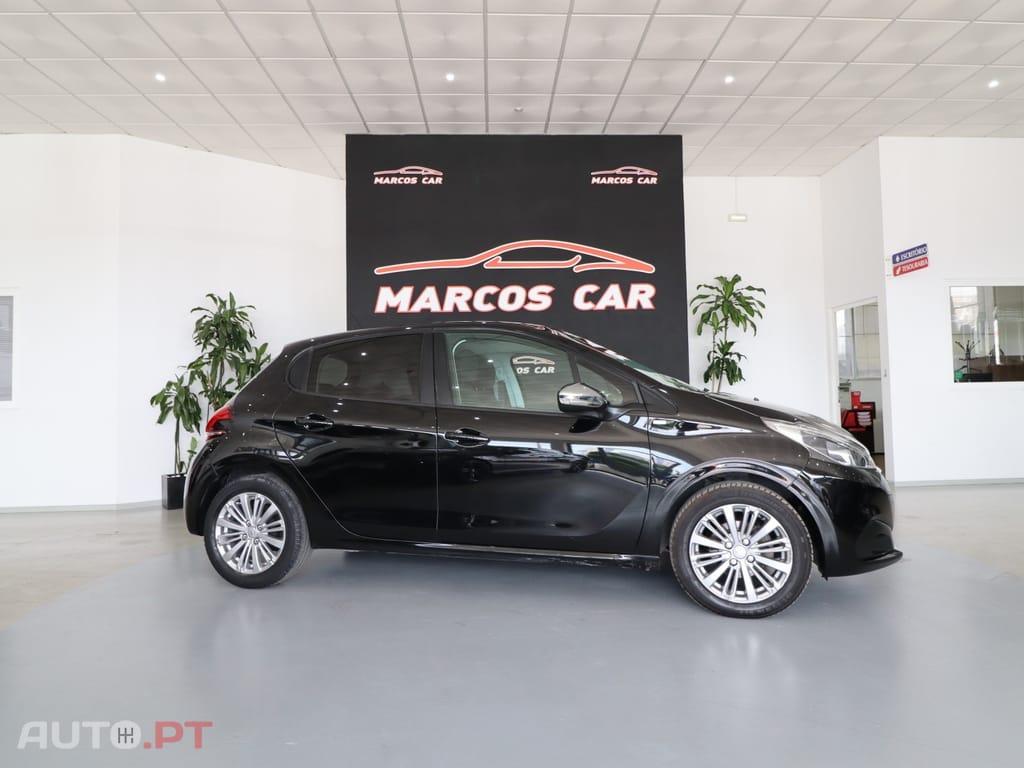Peugeot 208 1.2 PureTech Style