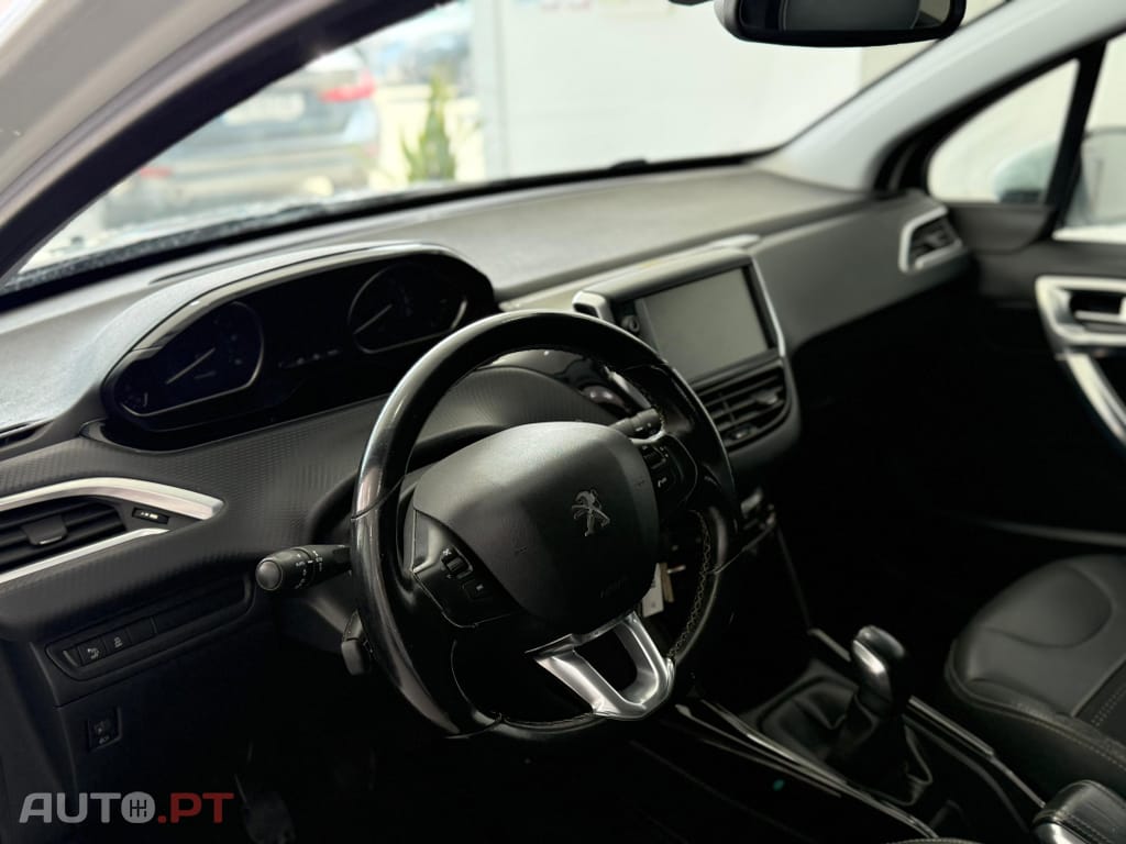 Peugeot 2008 1.6 BlueHDi Allure