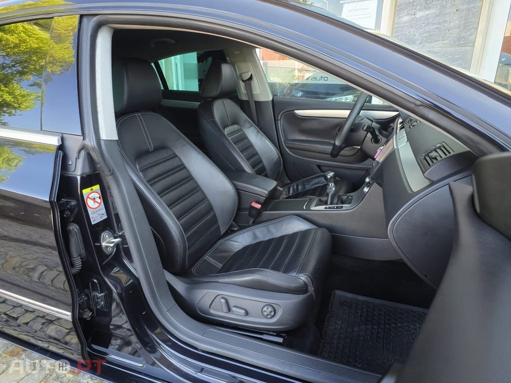Volkswagen Passat CC 2.0 TDi