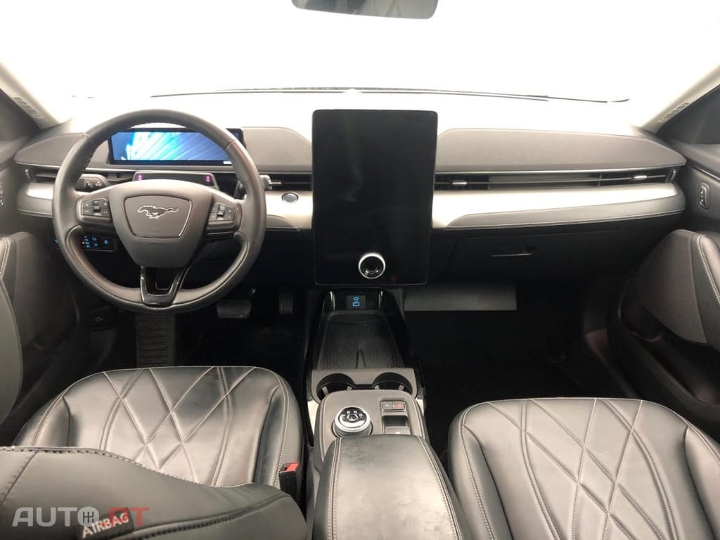 Ford Mustang Mach-E Standard Range