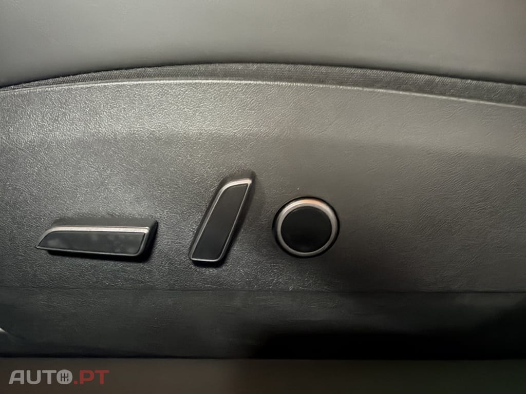 Tesla Model 3 Long Range Tração Integral Premium