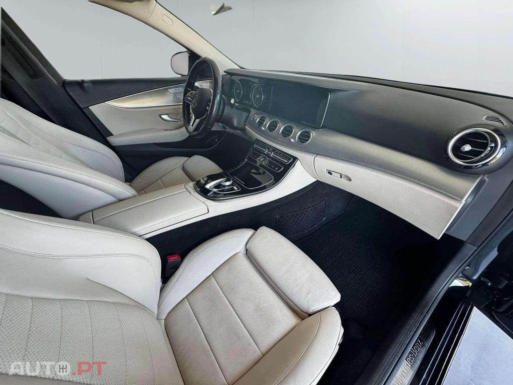 Mercedes-Benz E 300 De Avantgarde 