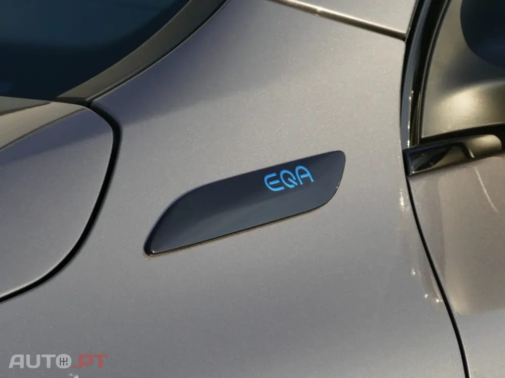 Mercedes-Benz EQA 250 AMG Line