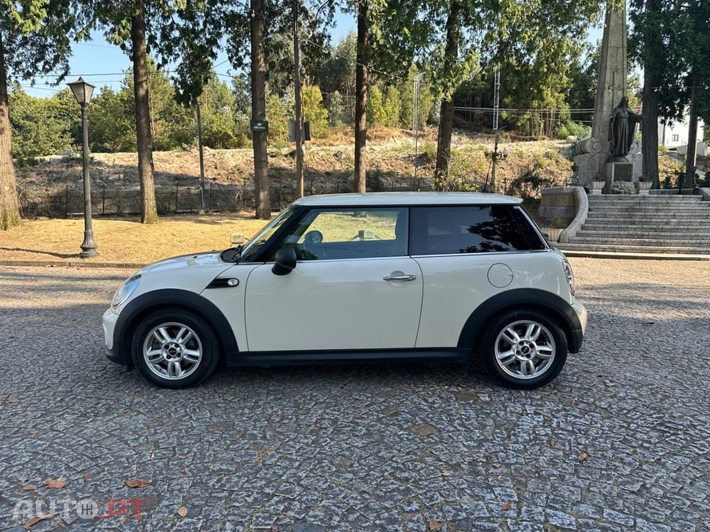 MINI Cooper One 1.6