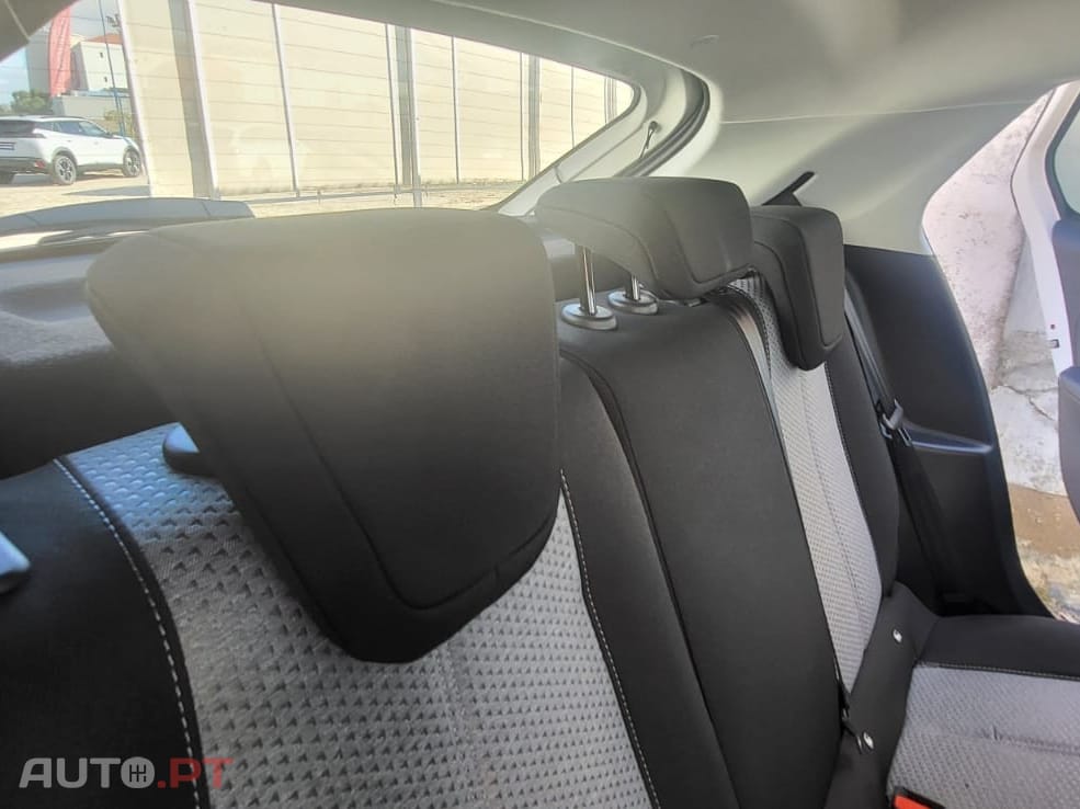 Opel Corsa 1.2 T Edition CA8